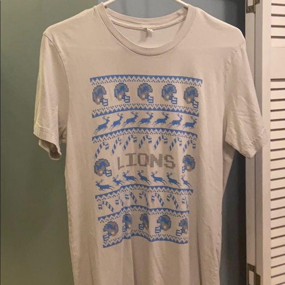 Detroit Lions Christmas T-Shirt - Picture 1 of 5